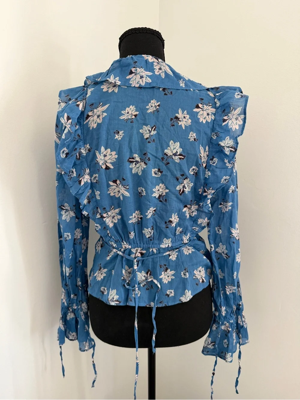 Free People Amanda Ruffle Wrap Blouse Blue Floral Boho Size Small